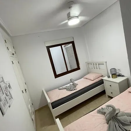 Three Bedroom With Pool In شقة تورّيفيِخا