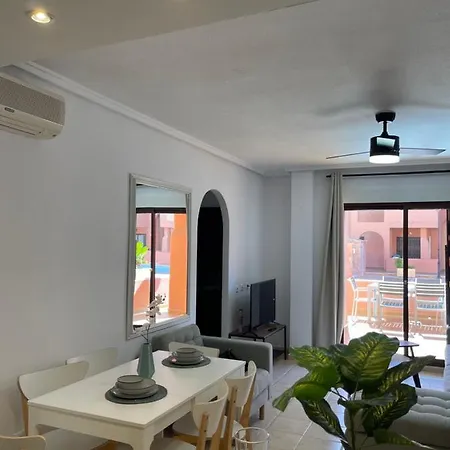 Three Bedroom With Pool In Apartamento